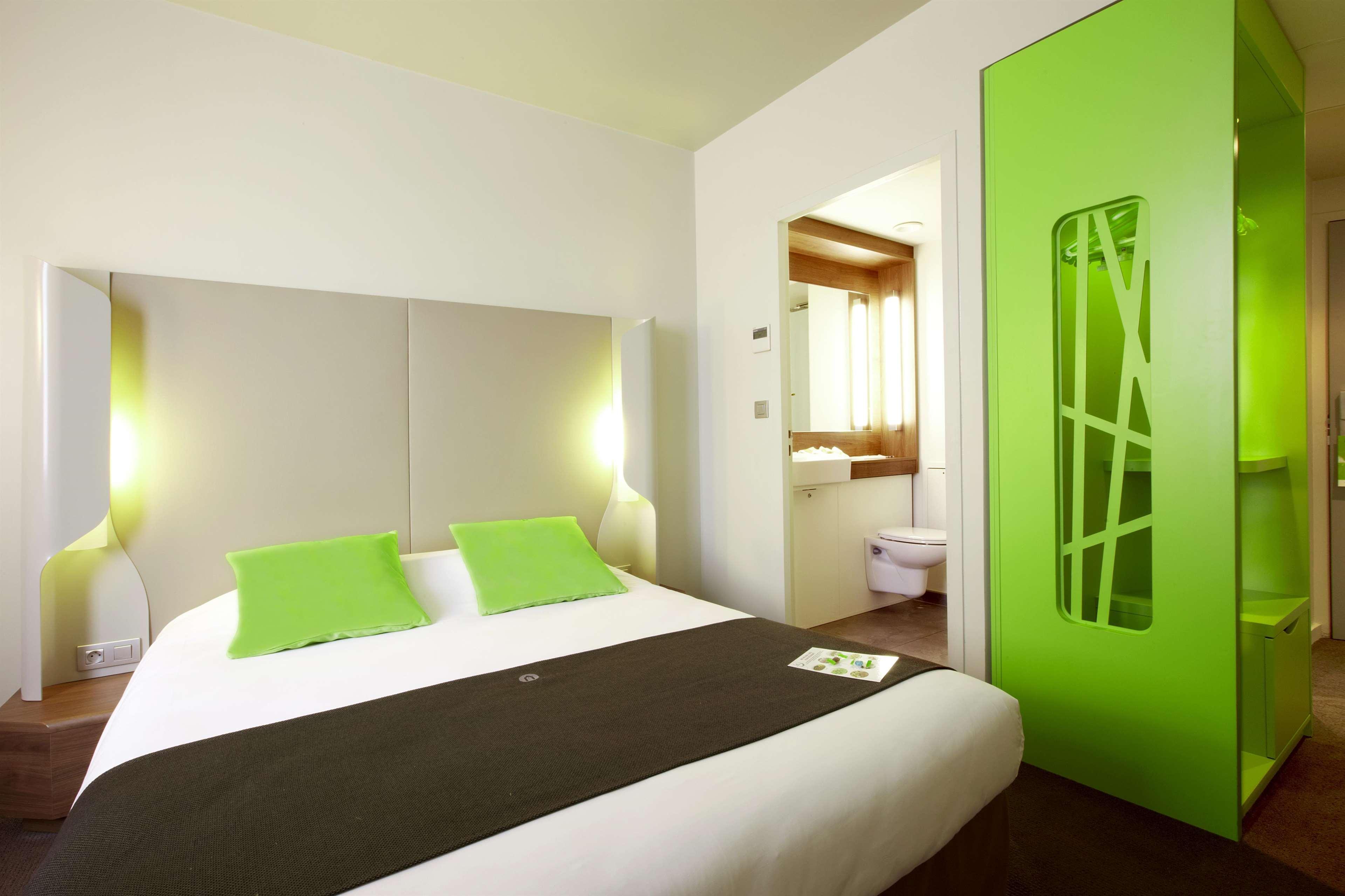 Campanile Carcassonne Est - La Cite Hotel Phòng bức ảnh